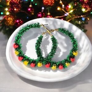 NEW Christmas Wreath‎ Ornament Hoop Fashion Earrings